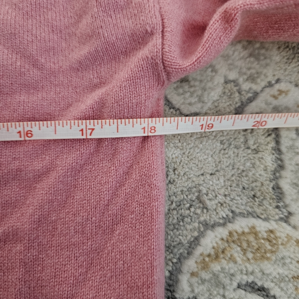 Boden Cashmere V Neck Sweater - Picture 3 of 6